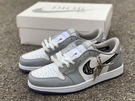 jordan 1 dior low replica|air jordan shoes 1 copy.